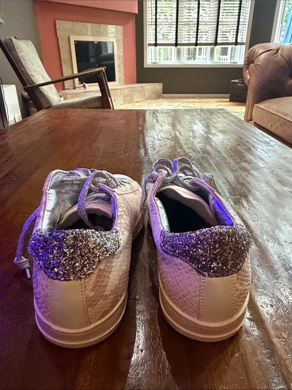 P448 Cream Snake Skin. Low-Top Sneakers with Silver Glitter Laces and Back. NWOT